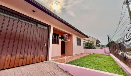 Casa para venda com 2 dormitórios, 1 vaga de garagem situada no Bairro Camobi na