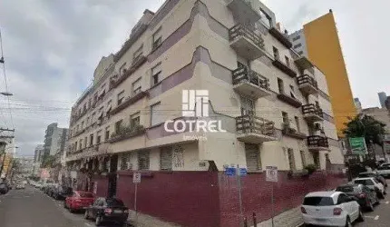 Apartamento no Edifício Castelli com 02 dormitórios, 01 dependência, 02 banheiro