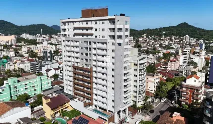 Apartamento para venda com 3 dormitórios sendo 1 suíte, 2 vagas de garagem situa