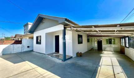Casa para venda 5 dormitórios, 3 vagas de garagem situada no Bairro Camobi na ci