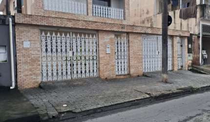 Casa com edicula no Rádio Clube
