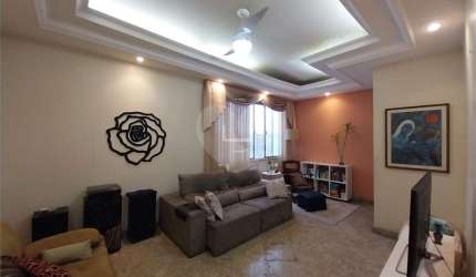Casa com 4 quartos à venda em São Francisco - RJ
