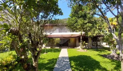 Casa com 4 quartos à venda em Itaipu - RJ