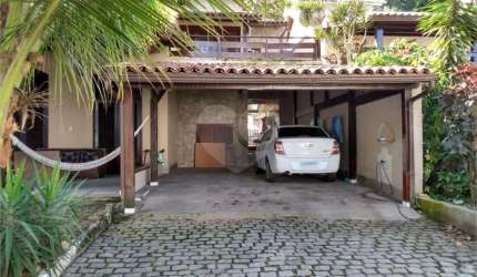 Casa com 5 quartos à venda em Itaipu - RJ