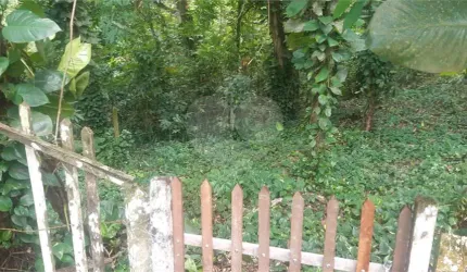 Terreno à venda em Várzea Das Moças - RJ