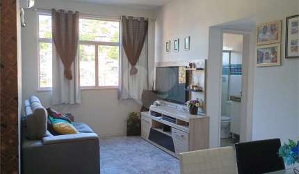 Apartamento com 2 quartos à venda em Icaraí - RJ