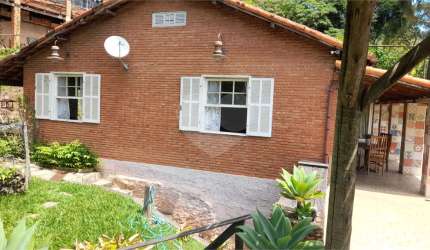 Casa com 3 quartos à venda em Araras - RJ