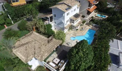 Condomínio com 4 quartos à venda em Badu - RJ