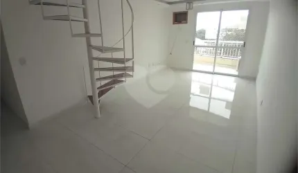 Cobertura com 3 quartos à venda em Piratininga - RJ