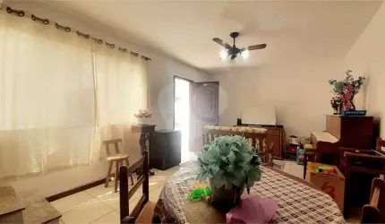 Condomínio com 3 quartos à venda em Sapê - RJ