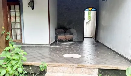Casa com 4 quartos à venda em São Francisco - RJ
