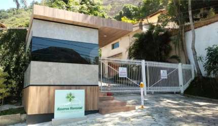 Casa com 3 quartos à venda em São Francisco - RJ