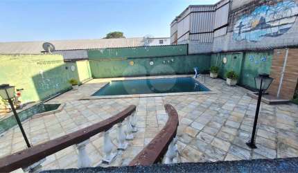 Casa com 4 quartos à venda em Barreto - RJ