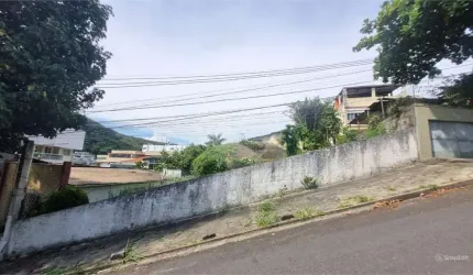 Terreno à venda em São Francisco - RJ