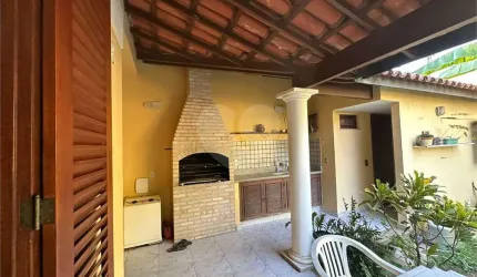 Casa com 4 quartos à venda em São Francisco - RJ