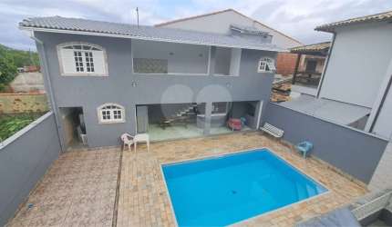 Casa com 3 quartos à venda em Piratininga - RJ
