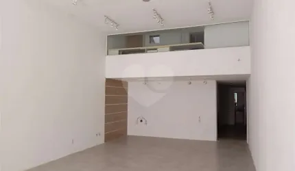 Loja à venda ou para locação em Centro - RJ