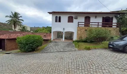 Condomínio com 5 quartos à venda em Maria Paula - RJ