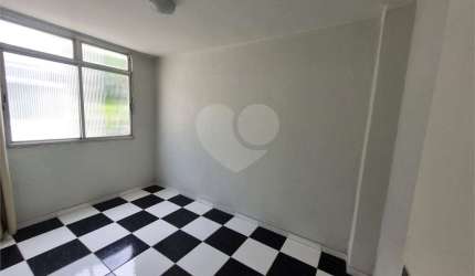 Apartamento com 2 quartos à venda em Santa Rosa - RJ