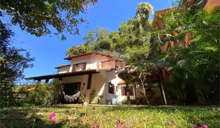 Condomínio com 4 quartos à venda em Badu - RJ