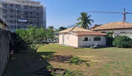 Casa com 2 quartos à venda em Camboinhas - RJ