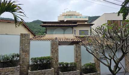 Casa com 5 quartos à venda em São Francisco - RJ