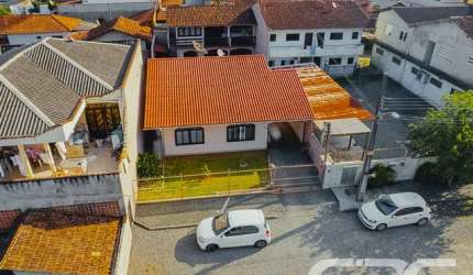 Casa | Joinville | Jardim Iririú