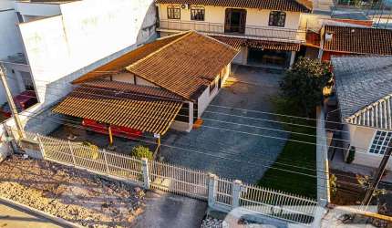 Casa | Joinville | Aventureiro