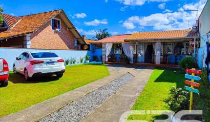Casa | Balneário Barra do Sul | Salinas