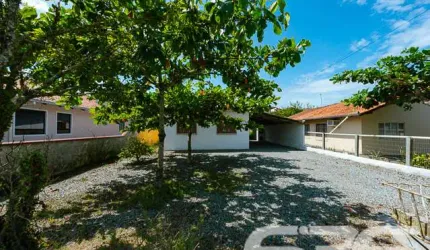 Casa | Balneário Barra do Sul | Centro