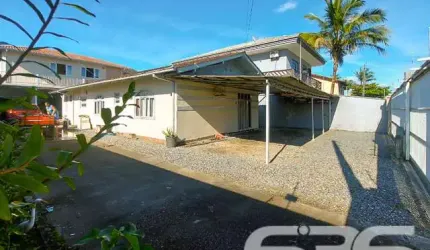 Casa | Joinville | Jardim Iririú