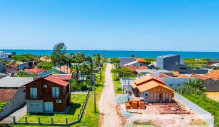Casa | Balneário Barra do Sul | Salinas