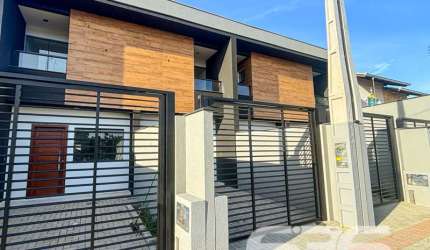 Casa | Joinville | Adhemar Garcia
