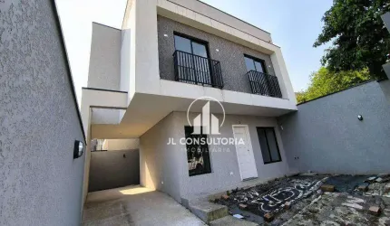 Sobrado no Uberaba frente rua com três quartos/suíte