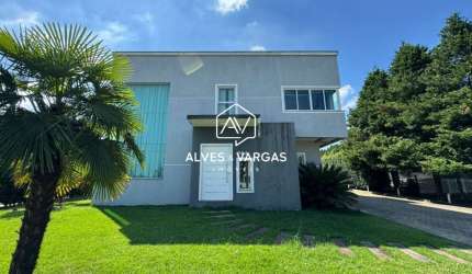 Casa em condomínio fechado com 6 quartos à venda na Rodovia BR-376, 25460, Campo Largo da Roseira, São José dos Pinhais por R$ 2.950.000