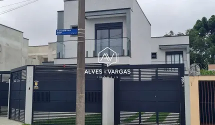 Casa com 3 quartos à venda na Elizabeth Jane Brown, 25, Uberaba, Curitiba por R$ 650.000