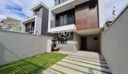 Casa com 4 quartos à venda na Rua Tucum, 26, Uberaba, Curitiba por R$ 749.000
