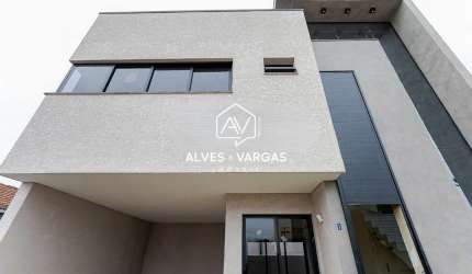 Casa com 3 quartos à venda na Rua Hermínio Cardoso, 30, Tingui, Curitiba por R$ 849.000