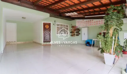 Casa com 3 quartos à venda na Rua Louis Esquier, 171, Uberaba, Curitiba por R$ 629.000