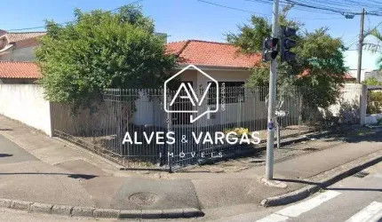 Casa com 4 quartos à venda na Tunísia, 417, Cajuru, Curitiba por R$ 650.000
