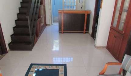 CASA 4D no bairro MENINO DEUS em PORTO ALEGRE
