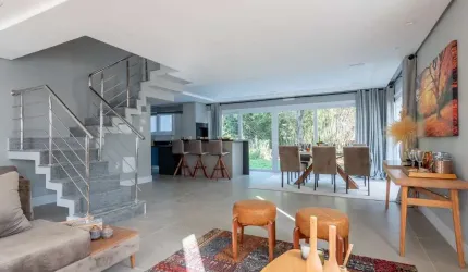 CASA 3D no bairro IPANEMA em PORTO ALEGRE