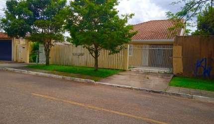 Casa no Centro de Pinhais