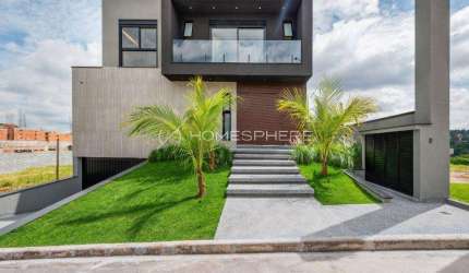 Condomínio São Paulo II, Granja Viana, Cotia - SP. Casa de condomínio nova, 4 suítes, lazer e 5 vagas