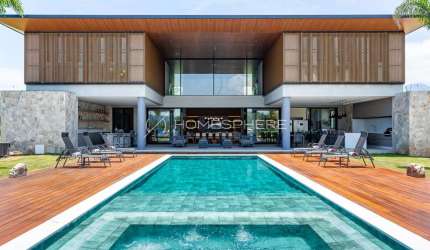 Condomínio Reserva das Aroeiras Angra dos Reis Casa à venda Praia Reserva Das Aroeiras, 8 quartos, sendo 8 suítes, alto padrão, mobiliada e decorada, pier canal navegavel. Pronta para morar