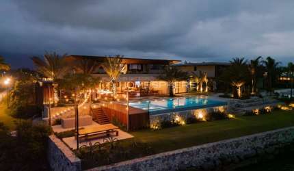 Condomínio Reserva das Aroeiras - Angra dos Reis. Casa à venda em condomínio destinado a grandes embarcações! Casa com 8 suítes, 1.131m², Spa, salão de jogos, piscina e vista para o mar