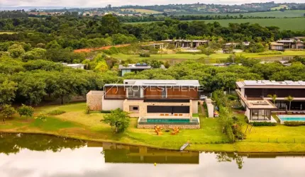 Porto Feliz Condomínio Fazenda Boa Vista. Casa à venda à beira do lago na Fazenda Boa Vista. Luxo em cada detalhe, 1100 m², 6 suítes, piscina, móveis assinados e fino acabamento. JHSF Fazenda Boa Vist