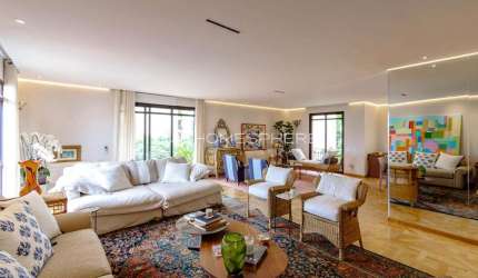 Apartamento com 260 m²,  3 suítes à venda no bairro Jardim Guedala