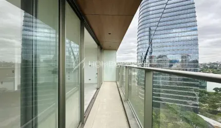 W Residences Vila Olimpia,  Rua Funchal 65. Apartamento a venda 53m2, andar alto, 1 vaga e lazer
