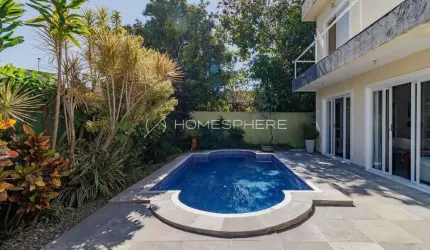 Casa com 278 m², 4 quartos sendo 2 suítes à venda no bairro Alphaville.